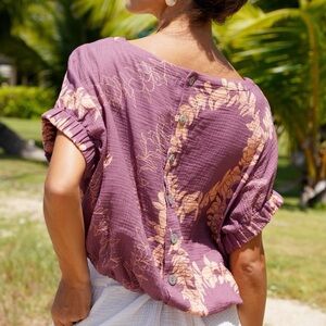 NWT Ava Sky Top Milano in Muslin Plumeria Lei Apricot